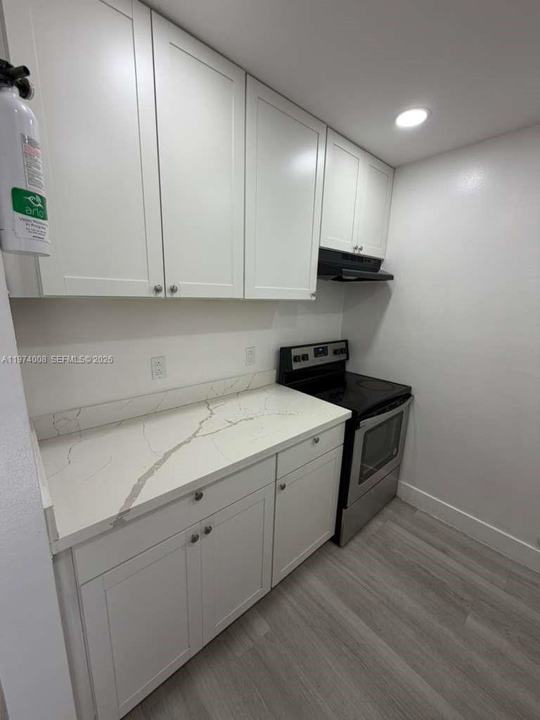 2319 Johnson Street – photo 2