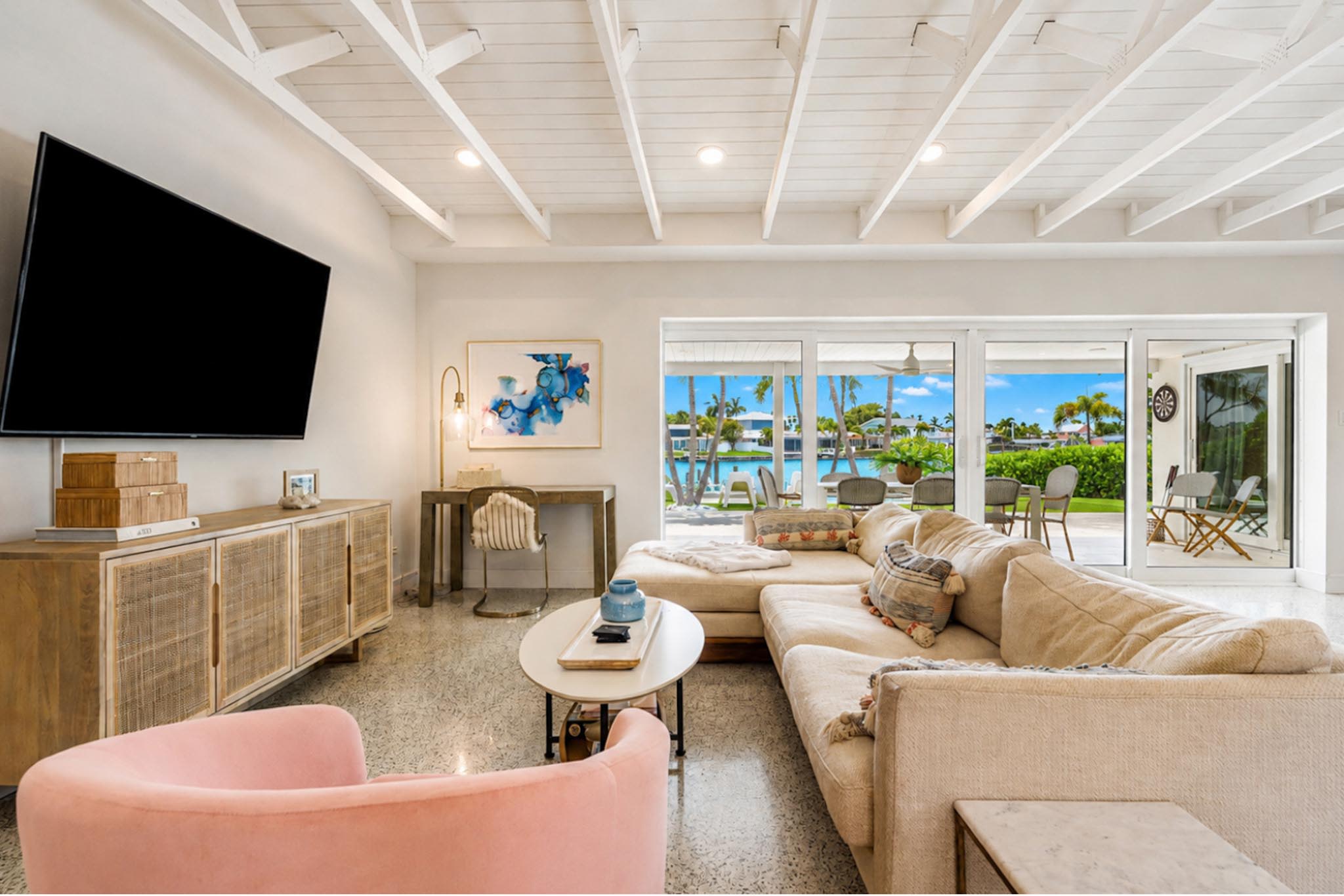 2882 W Vina Del Mar Blvd – photo 4