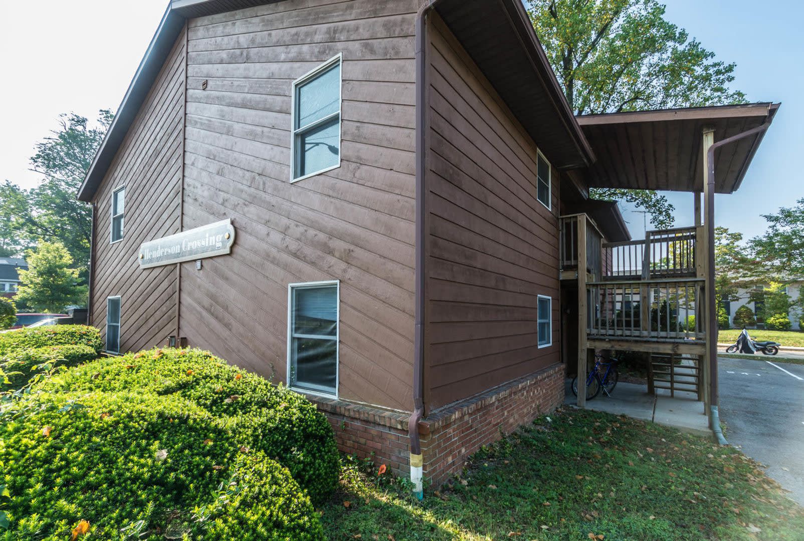 525 Henderson Crossing Half Off Admin Fees 350 Gift Card – photo 2