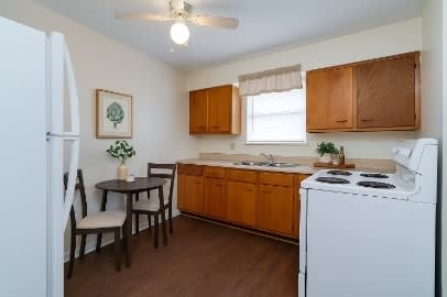 162 Kelly Avenue – photo 2