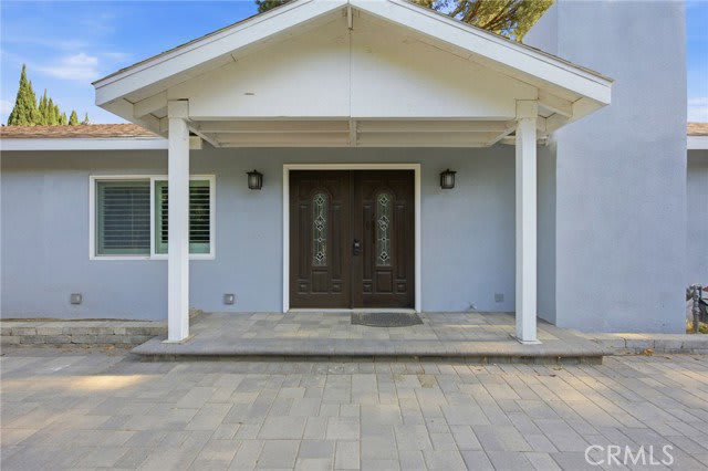19238 Strathern Street – photo 1