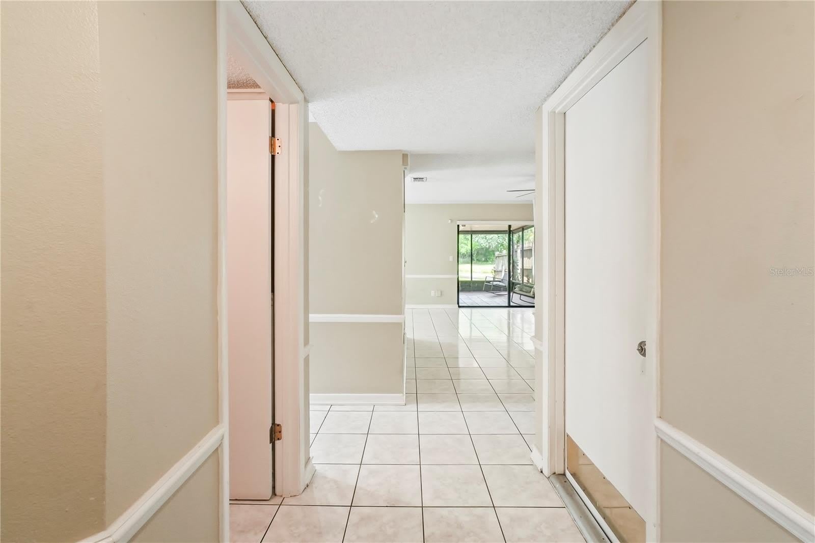 5002 CORVETTE Drive – photo 4