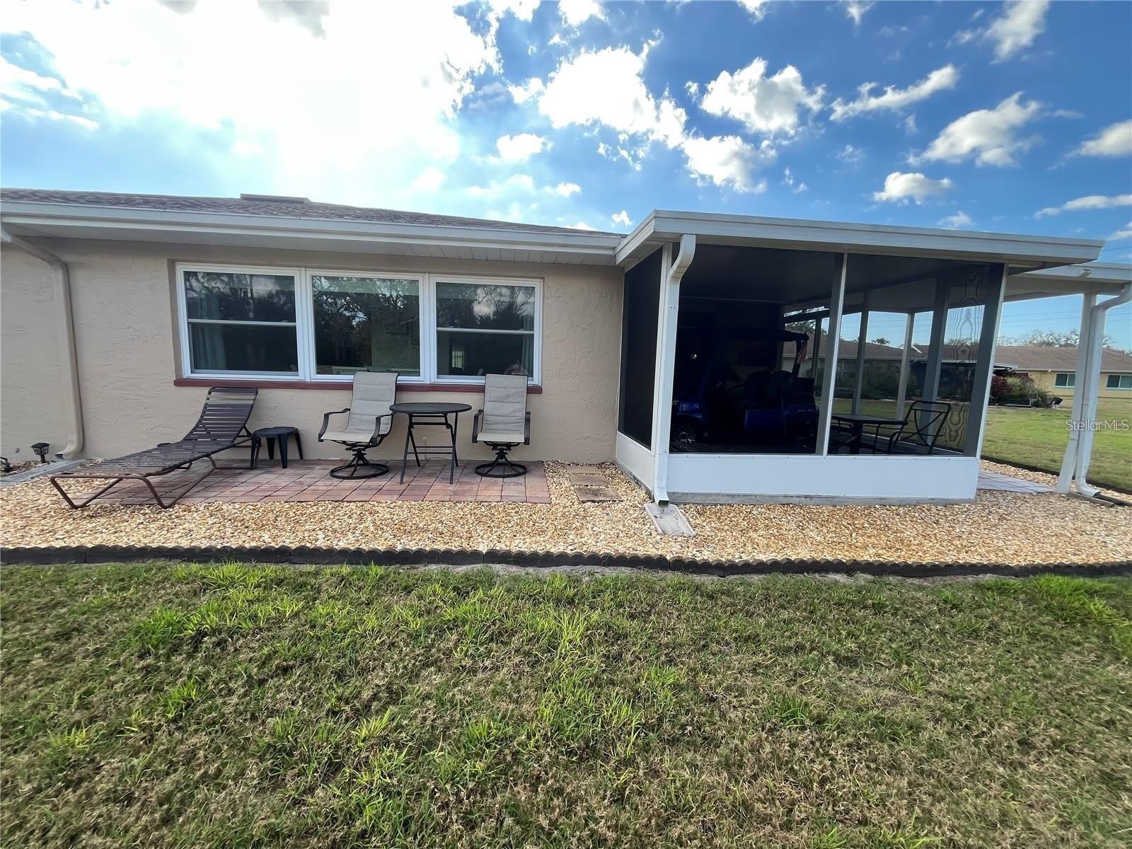 1907 CANTERBURY Lane – photo 3