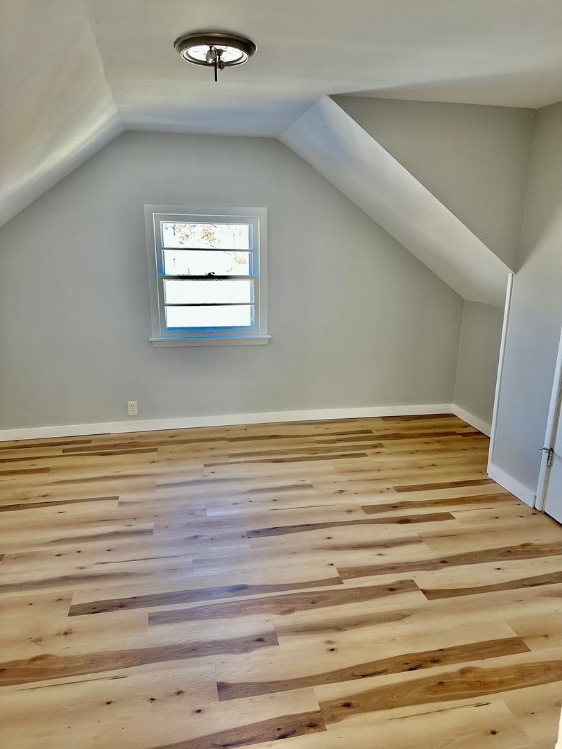 Beautiful 4 Bedroom, 2 Bathroom Home! – photo 5