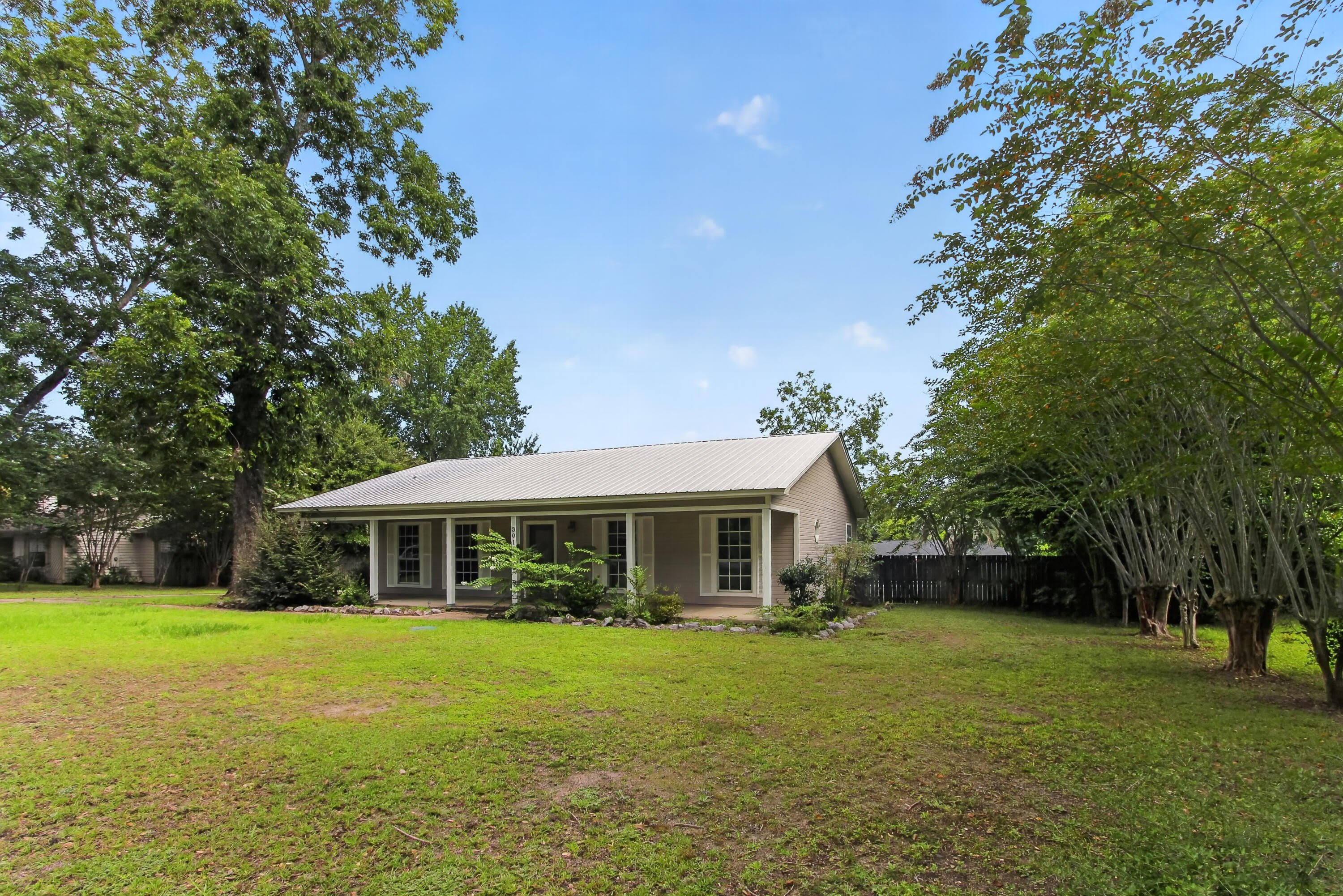 3017 Airport Road – photo 2