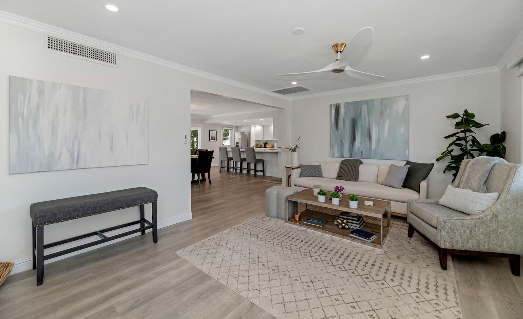 Rates Vary 3 995 7 995 – photo 3