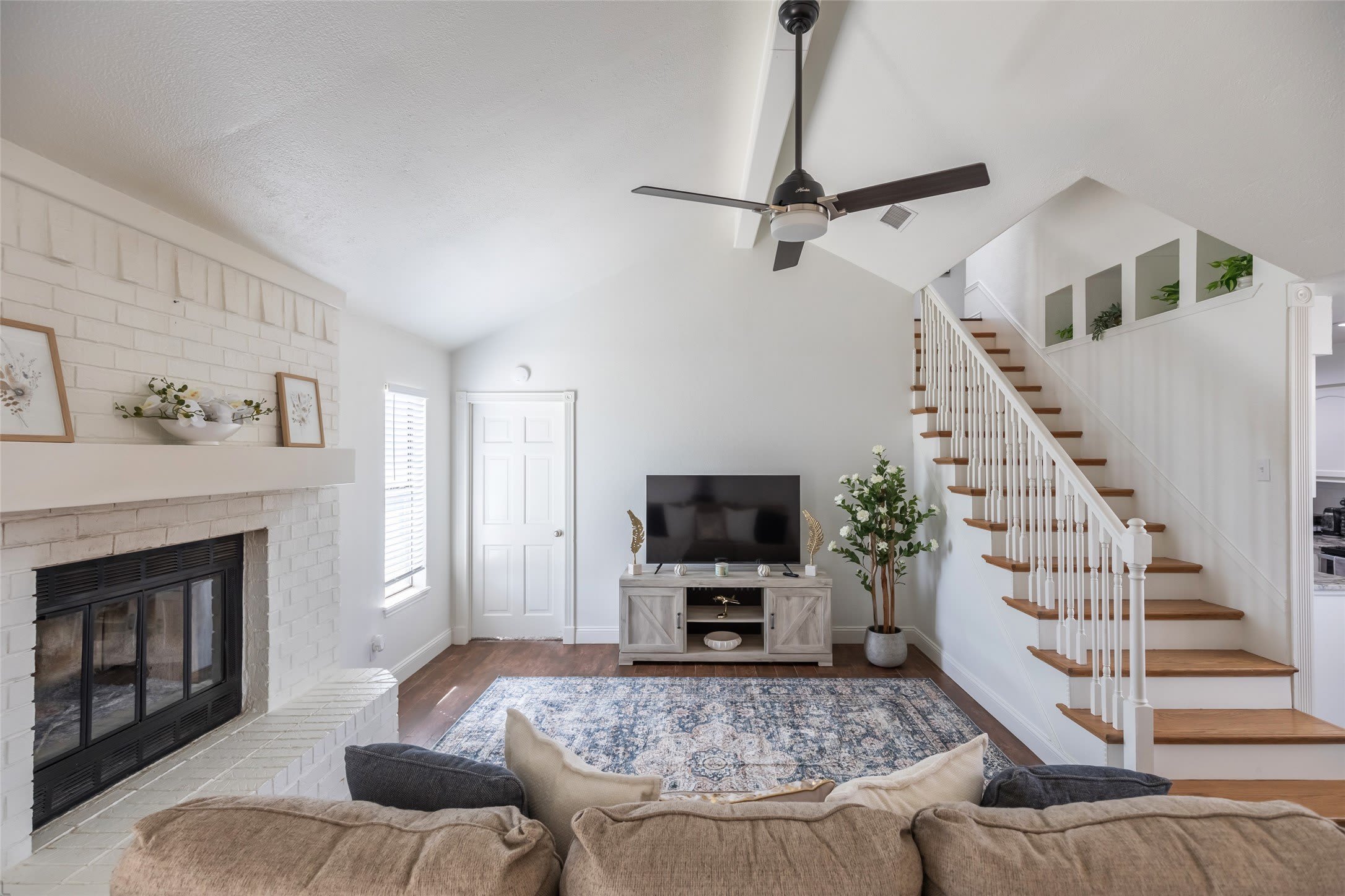 8073 Bonnie Circle – photo 3