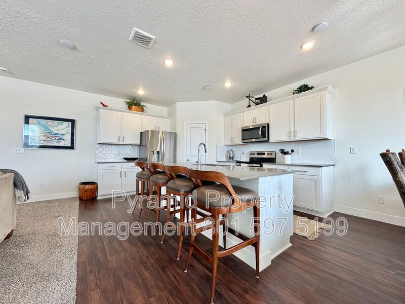 7239 Woods Rose Dr – photo 5