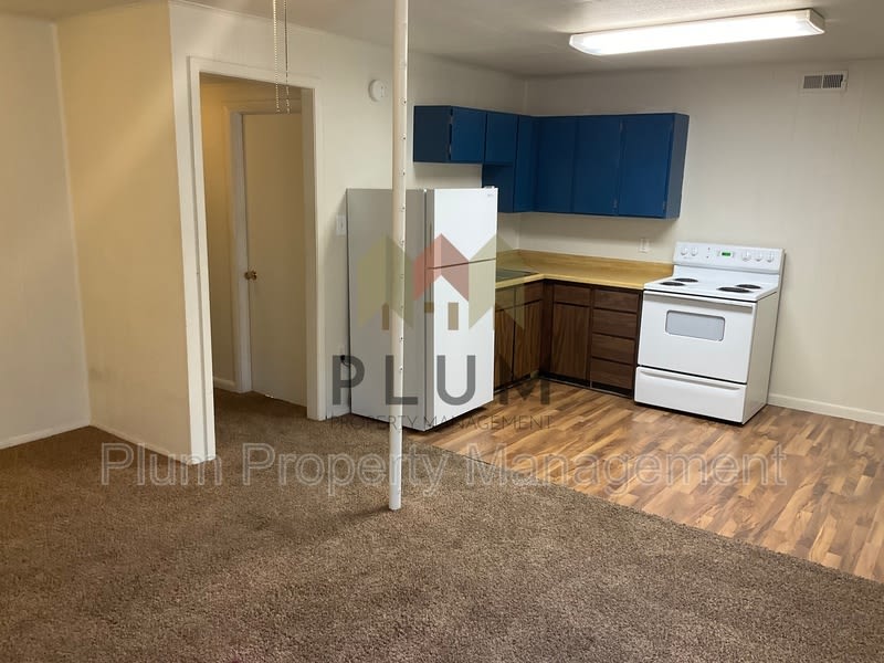 3915 Highway 200 East – photo 2