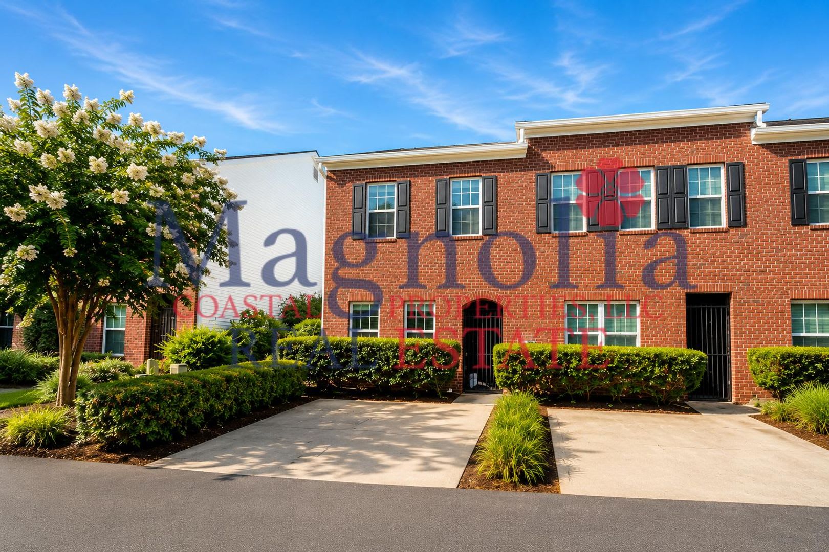 2 Bedroom, 2.5 Bathrooms Townhome in the Heart of Savannah's Southside – photo 1