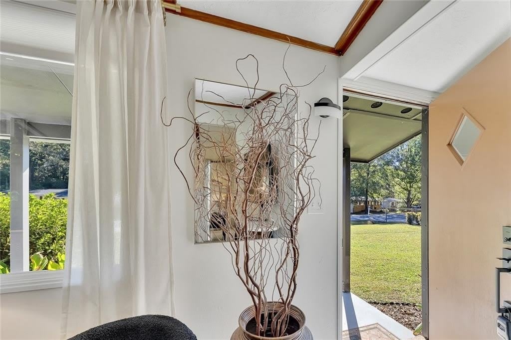 111 Robinhood Drive – photo 4