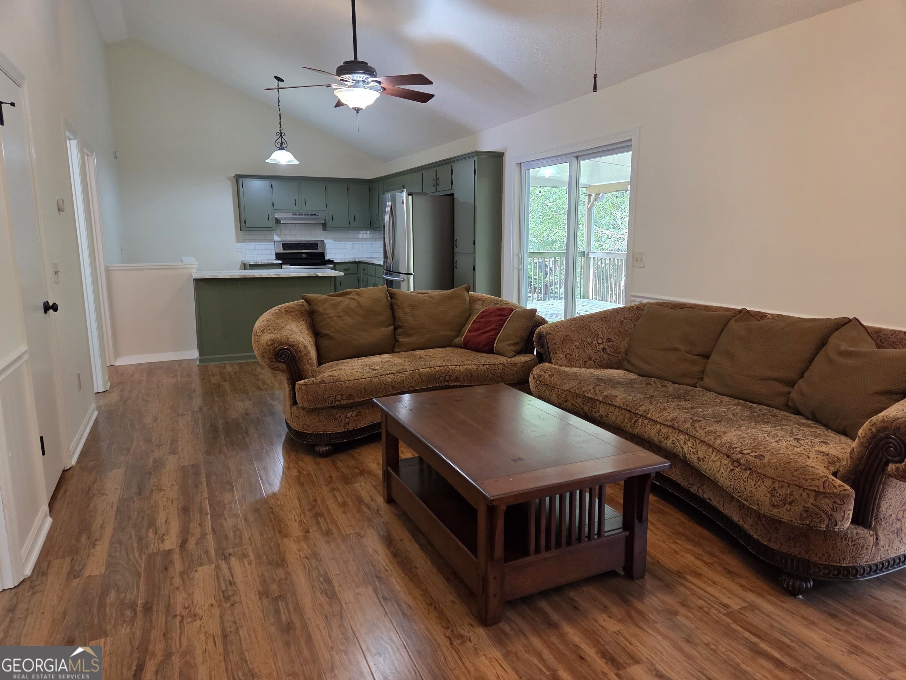 984 Overlook Drive – photo 5