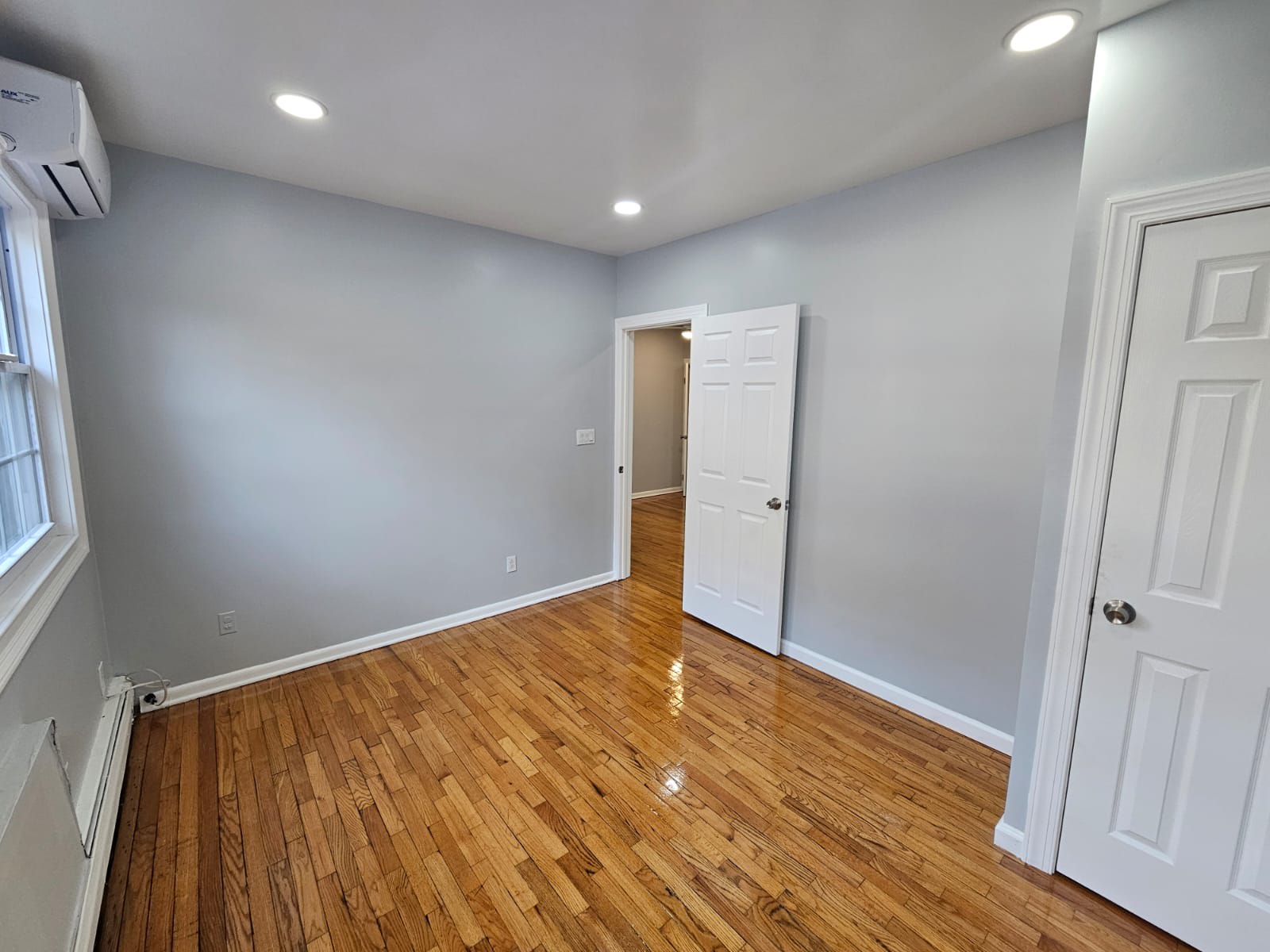 421 Lincoln Ave – photo 4