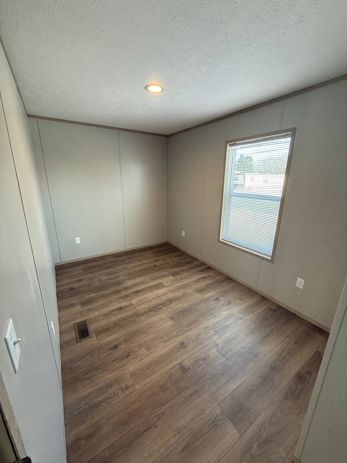 131 E Arlington – photo 4