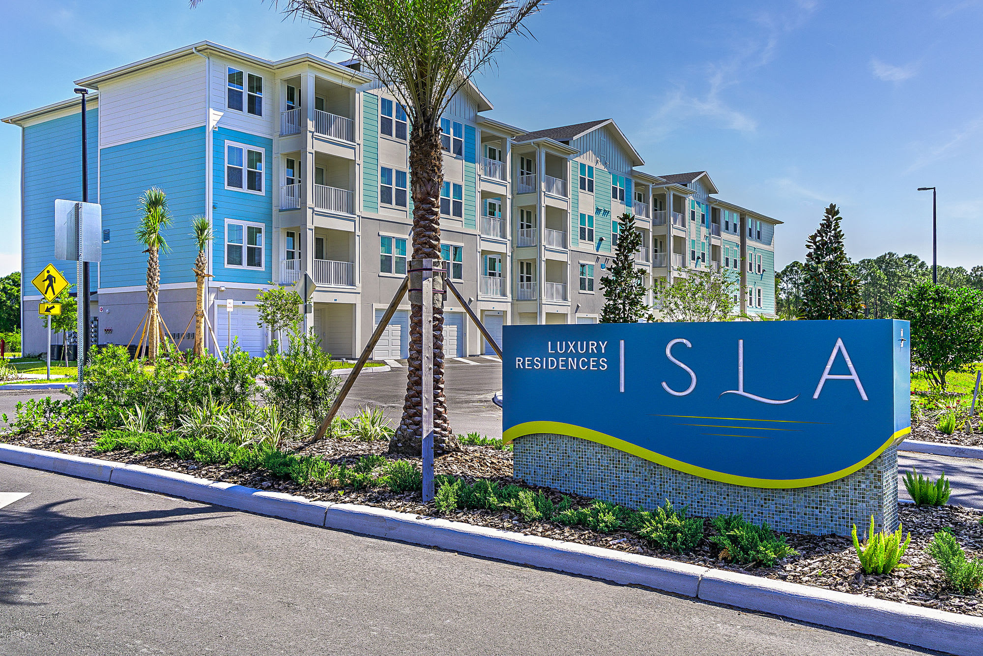 Isla – photo 1