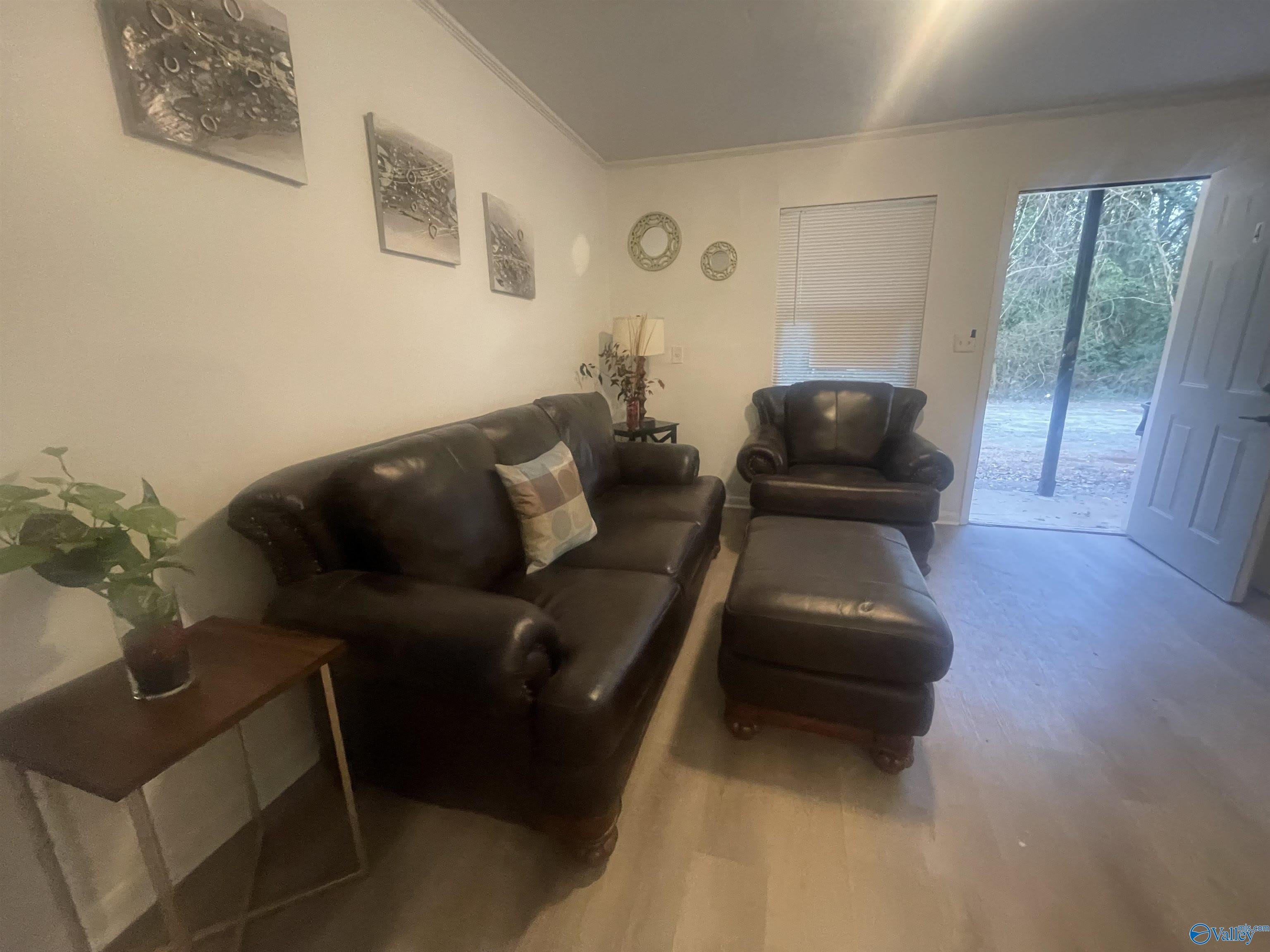 3905 Barclay Drive – photo 4