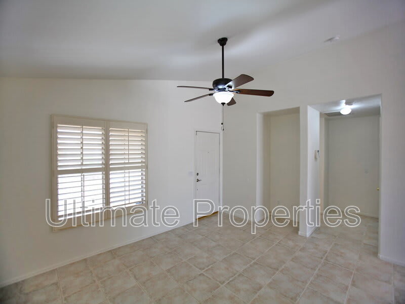 15152 W Elko Dr – photo 4