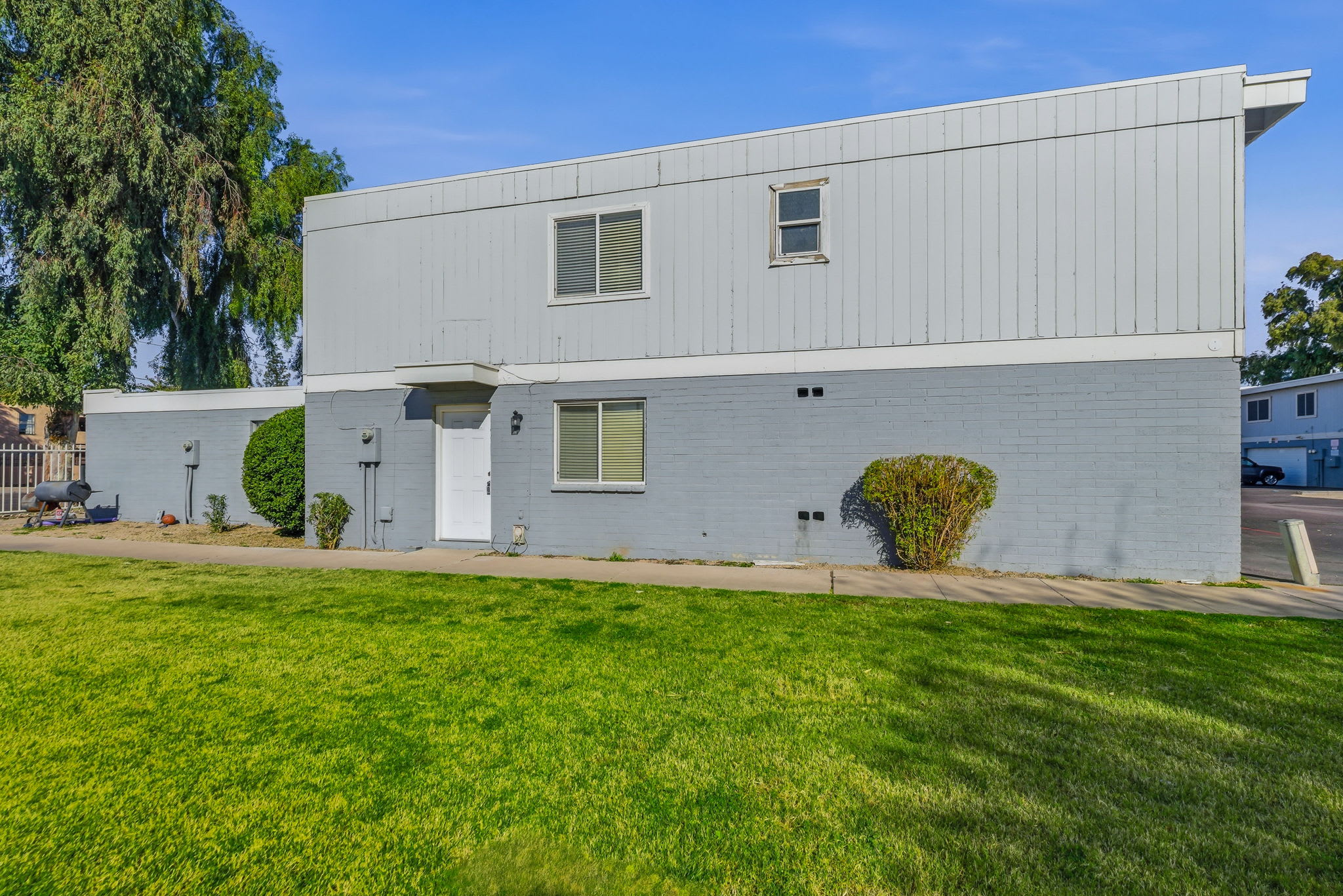 6627 N 27th Ave – photo 3