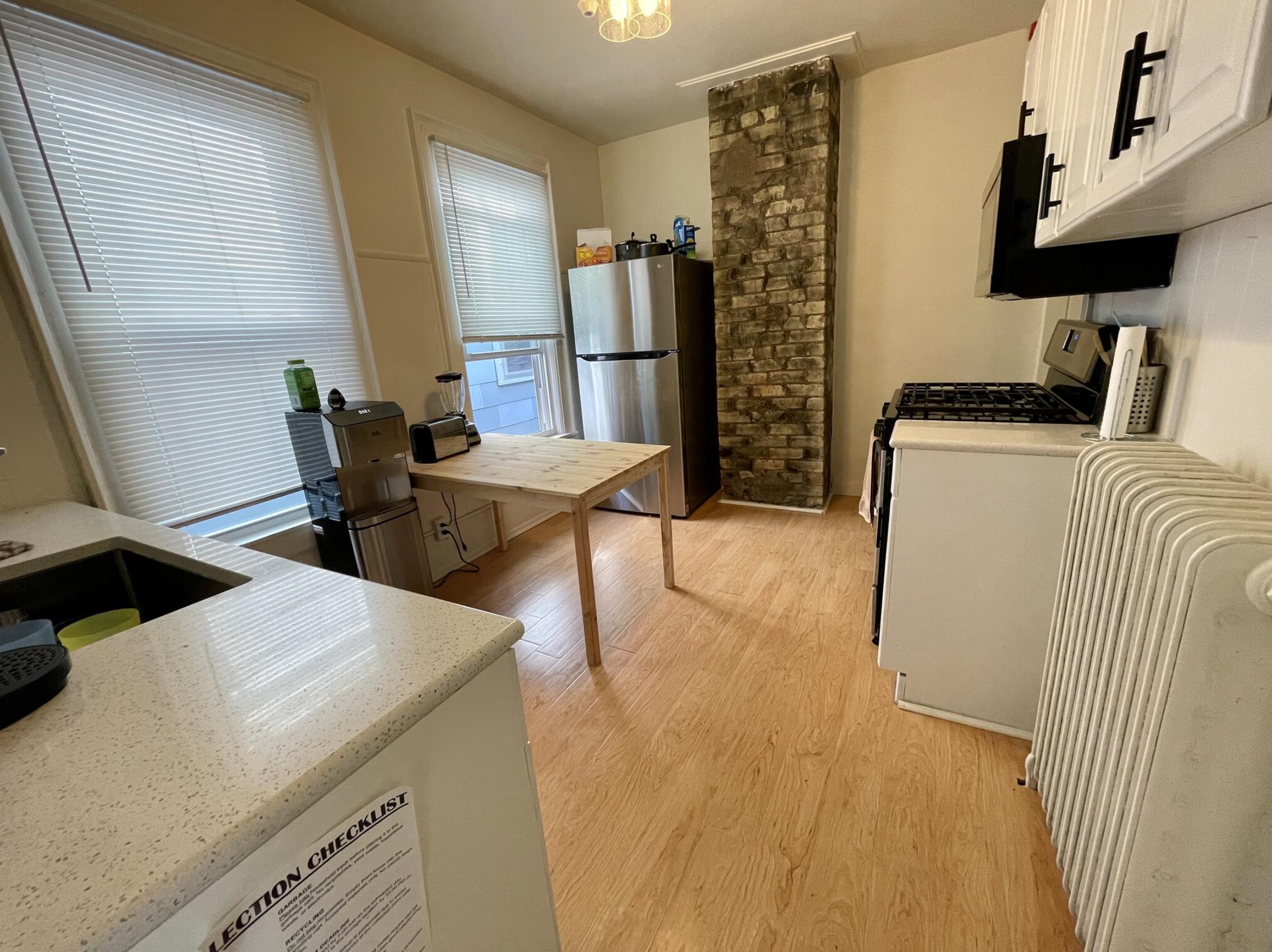 2519 N Murray Ave – photo 2