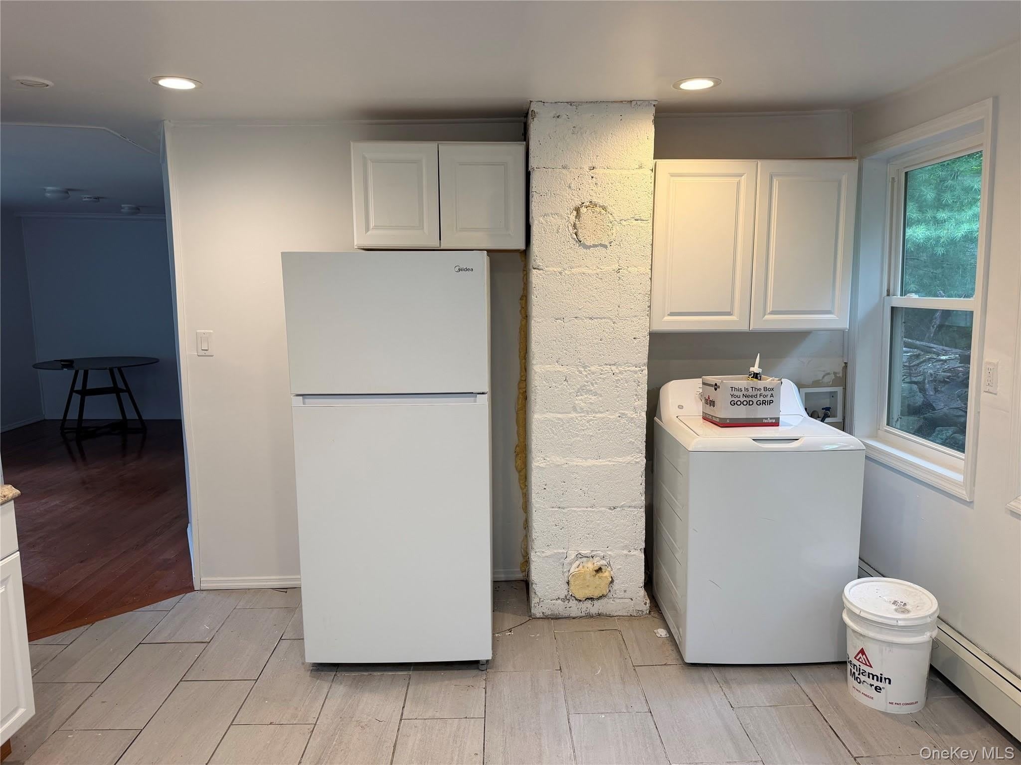 14 Maple Street E – photo 5