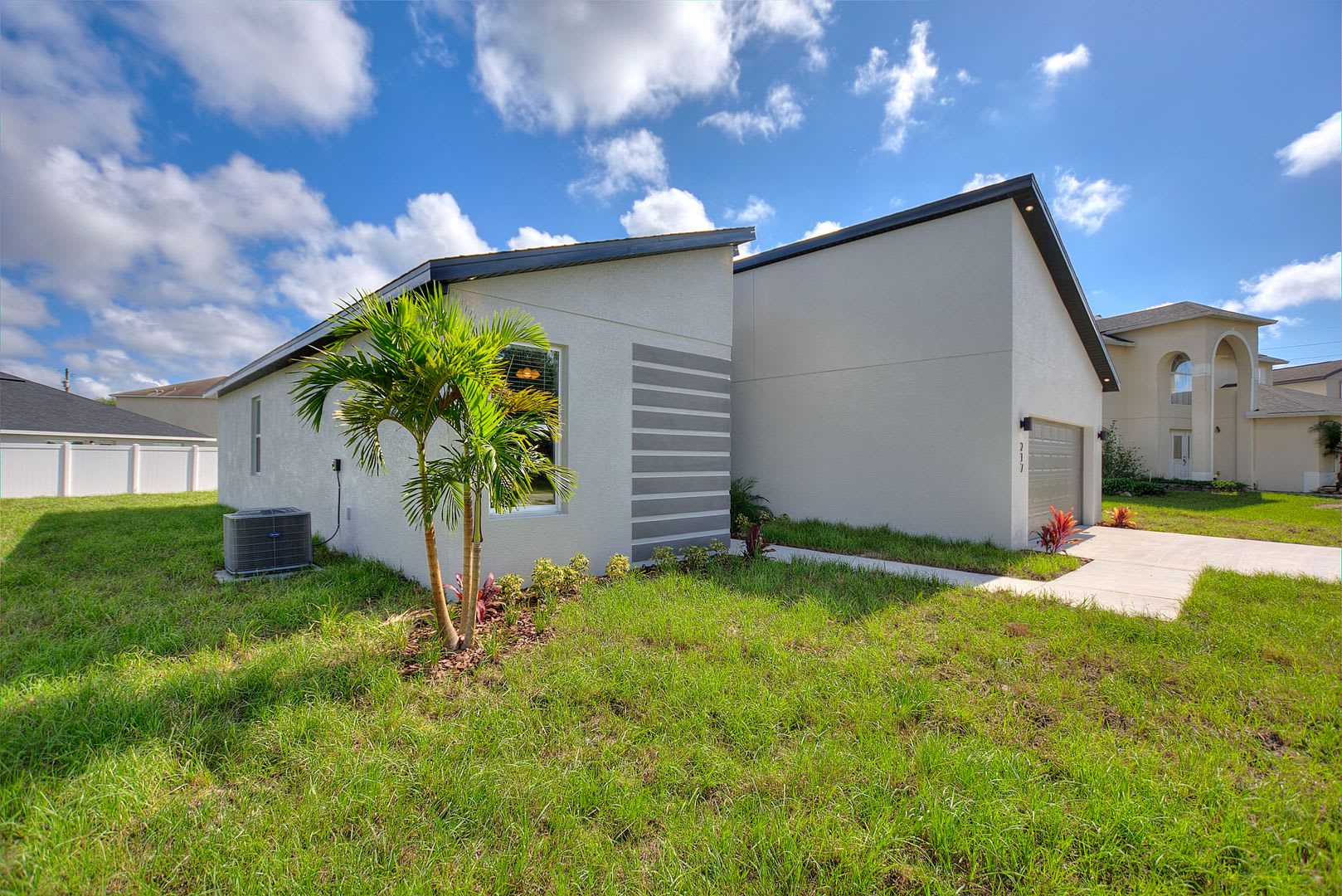 Modern, Energy-Efficient Home with All the Upgrades – photo 3