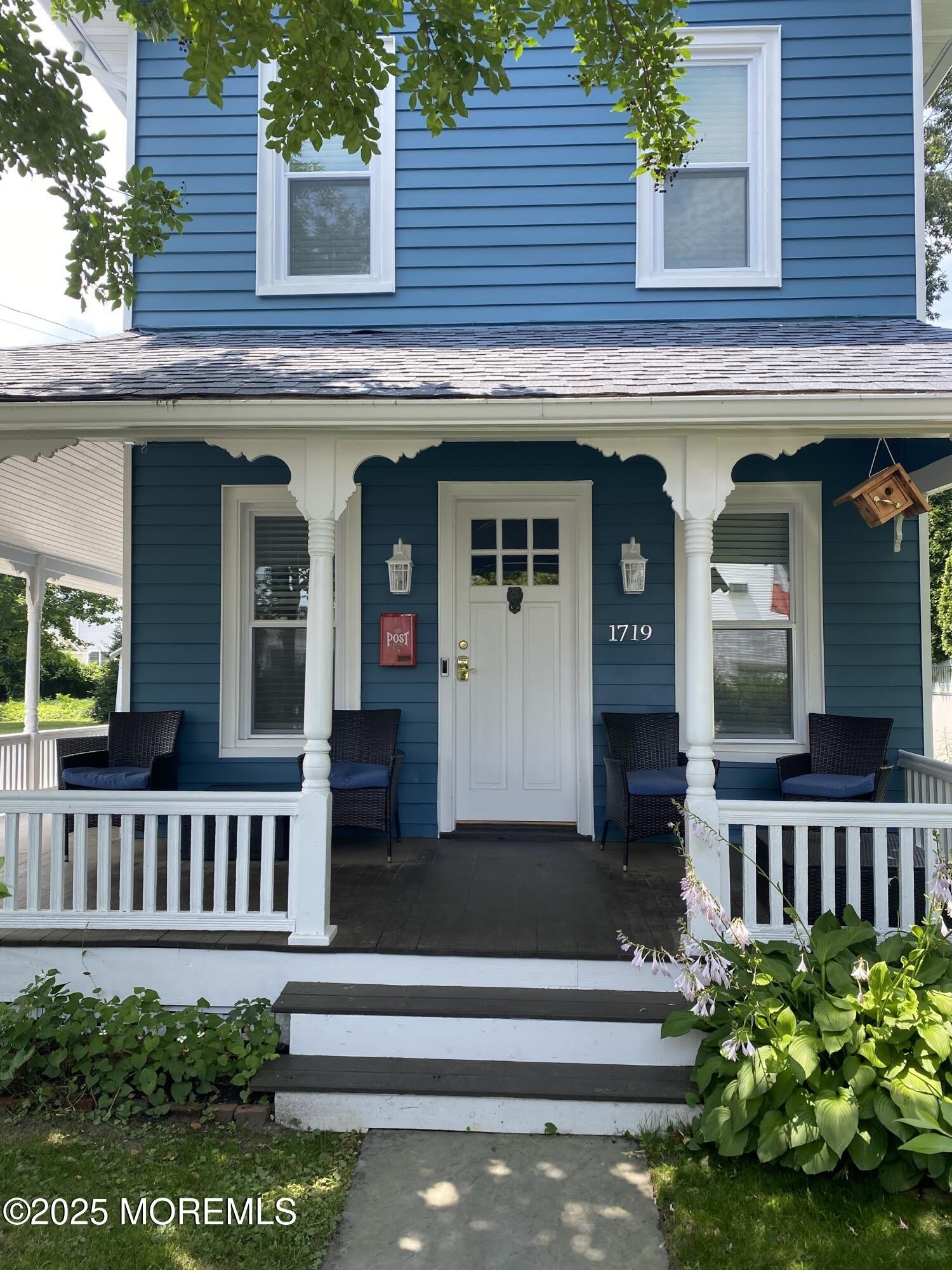 1719 Beverly Avenue – photo 1