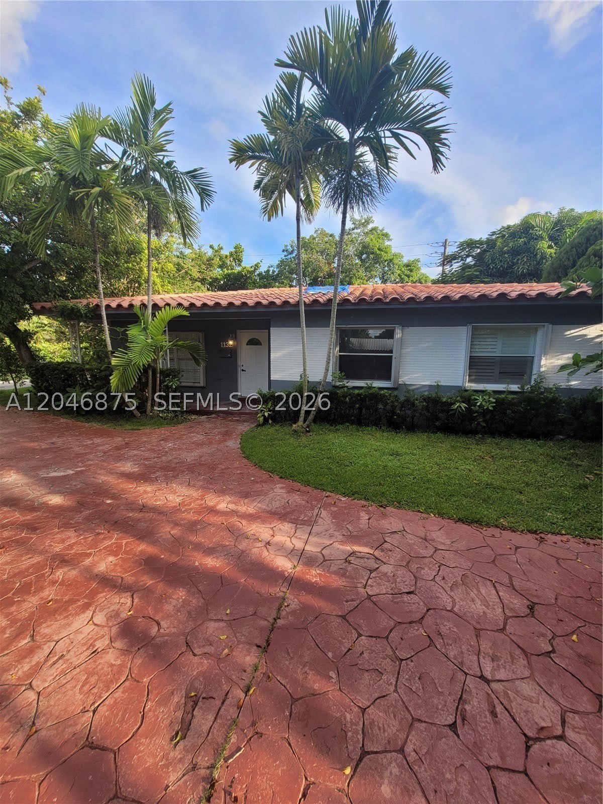 1132 Moffett St – photo 1