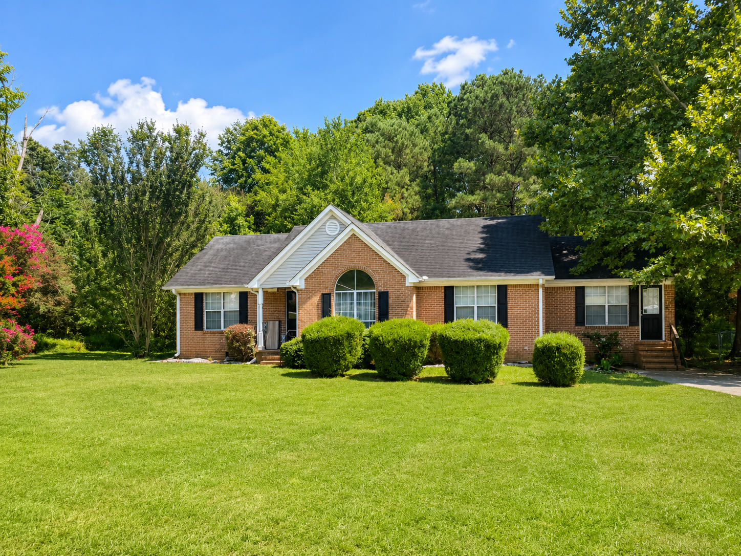 157 Davidson Drive – photo 1