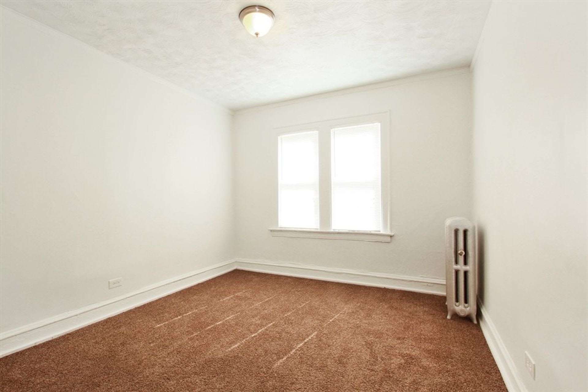 7956 S Burnham Ave – photo 3
