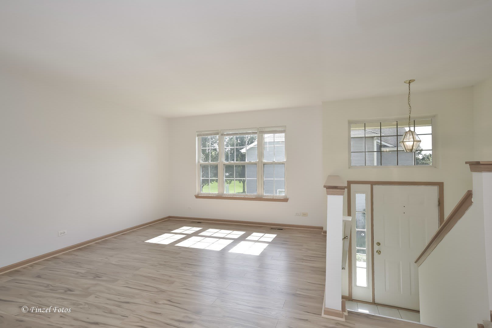 923 Emerald Drive – photo 4