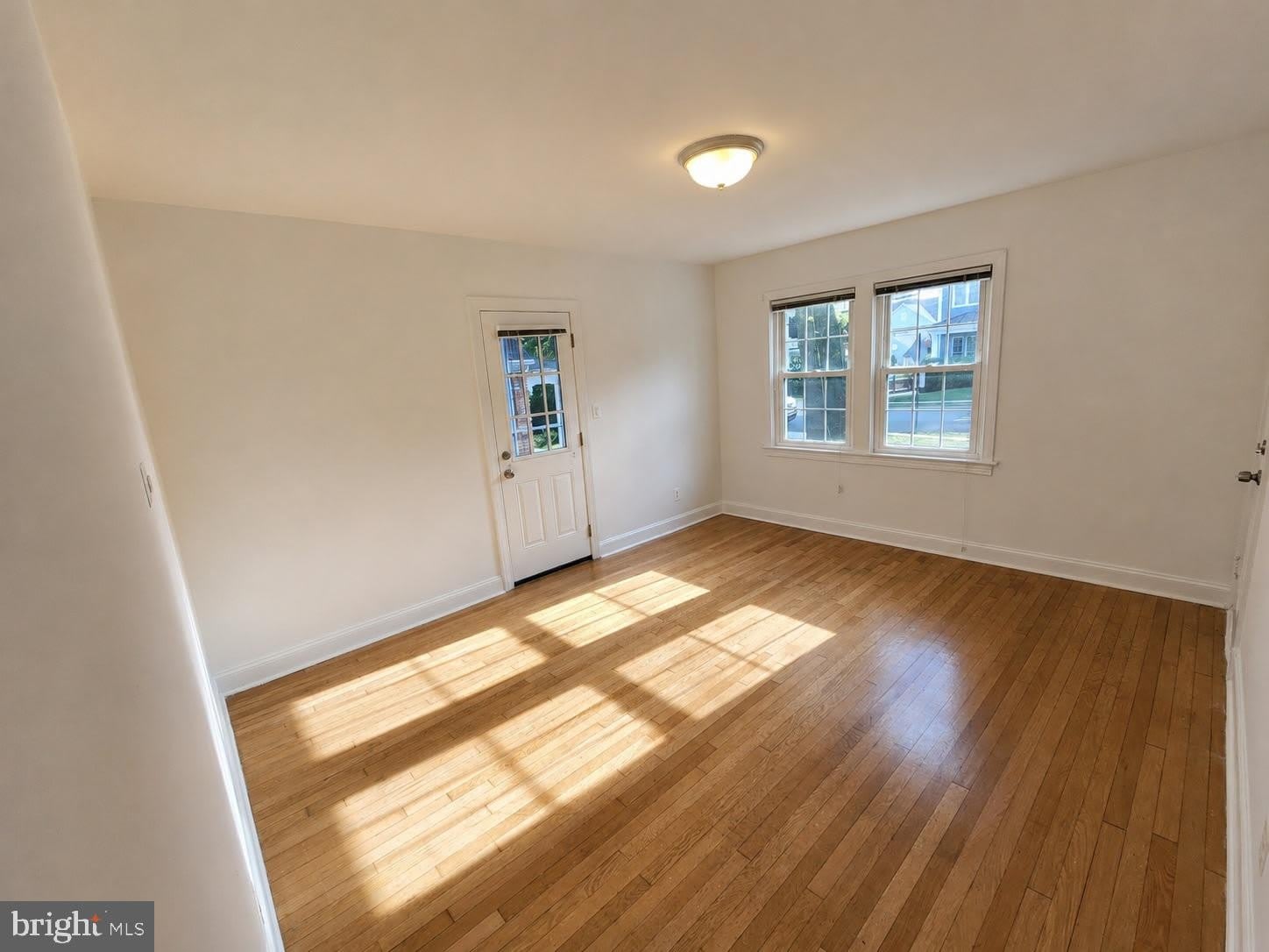 1227 N UTAH Street – photo 4