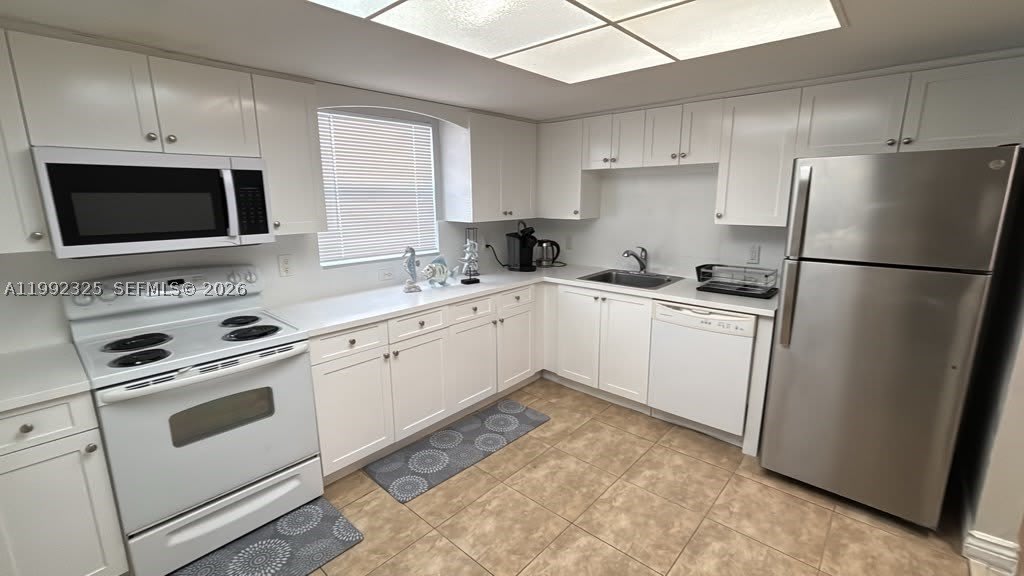 1120 NE 24th Ave – photo 3