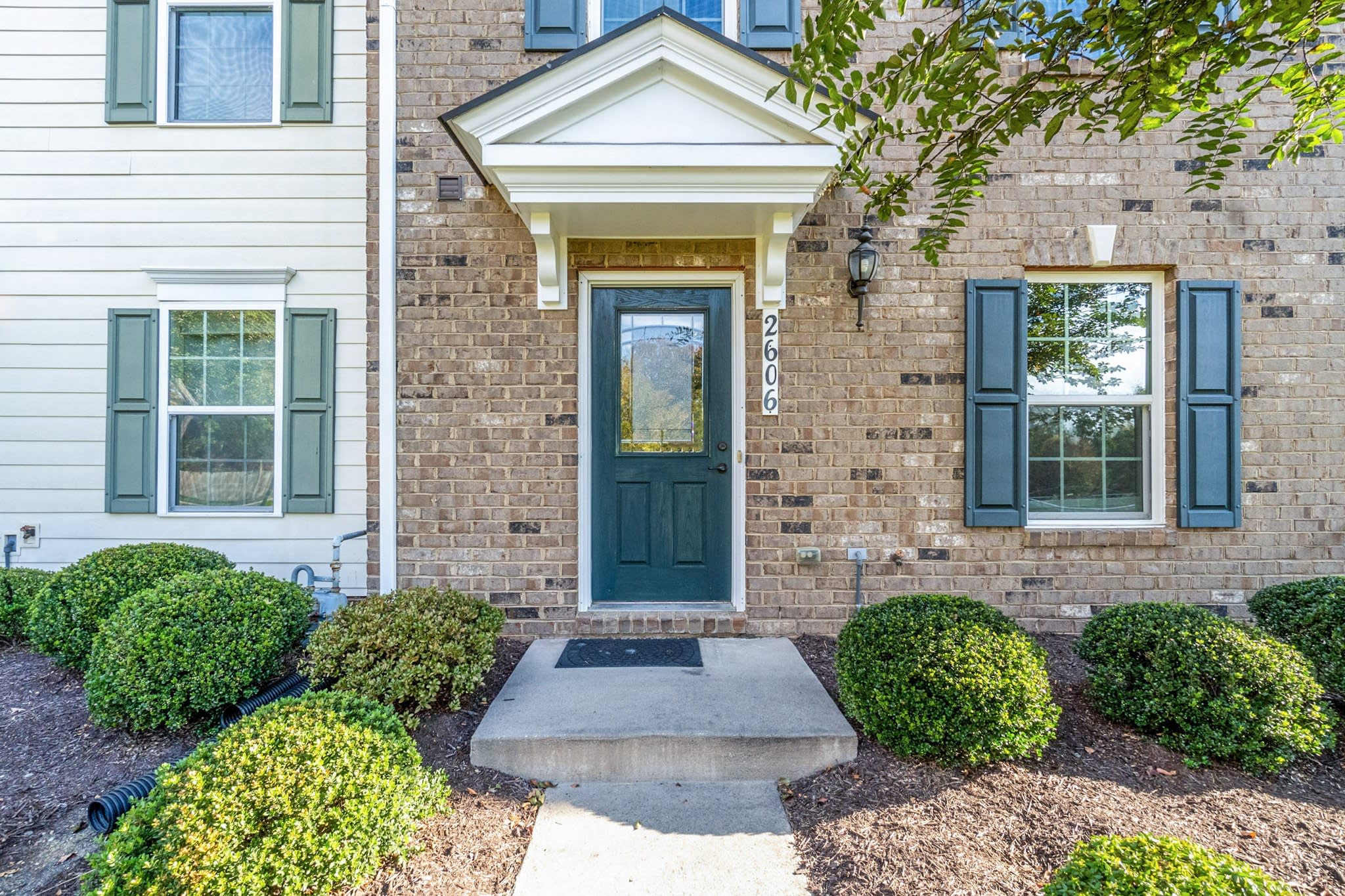 2606 Shire Walk Ln – photo 2