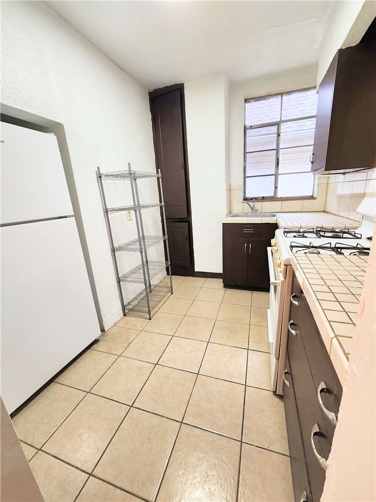 6336 Forward Ave – photo 3