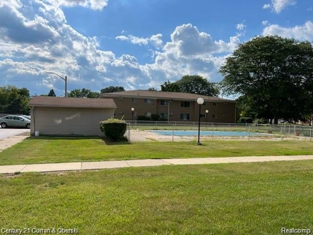 26309 W 7 Mile Road – photo 3