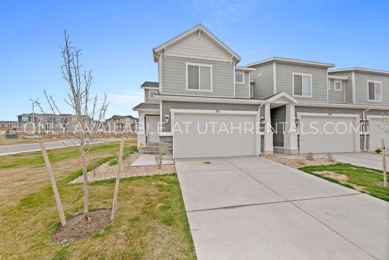341 N Angus Dr – photo 3