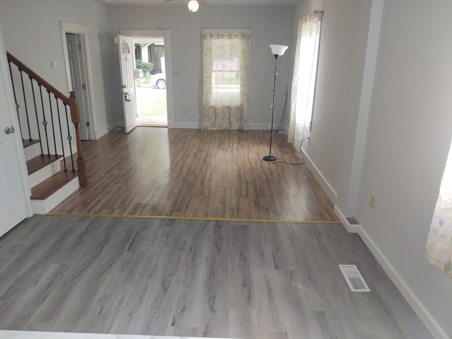 Beautifully Renovated 4-Bedroom Home Near Garfield Park – photo 2