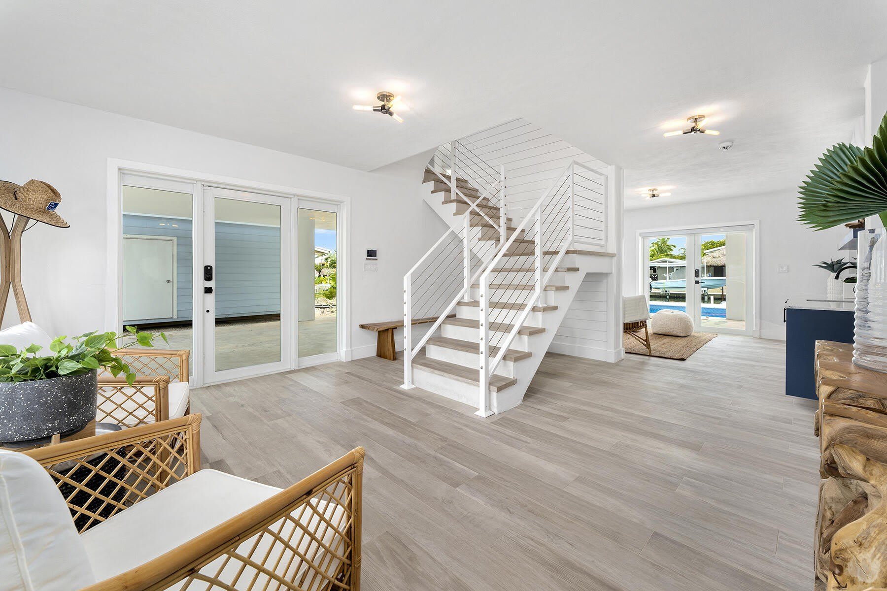 153 Valencia Drive – photo 4
