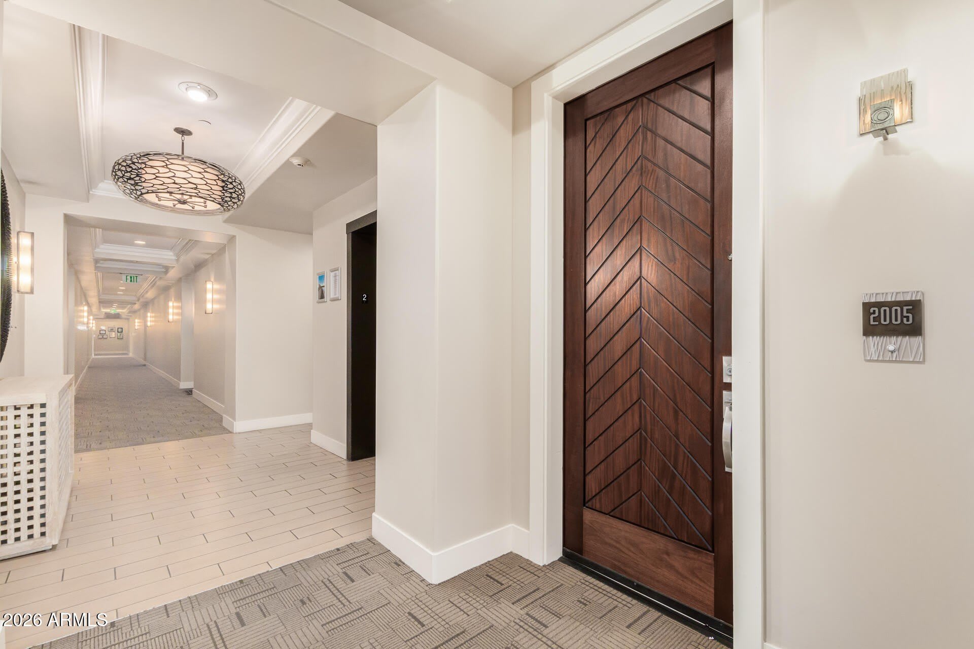 4803 N Woodmere Fairway – photo 1