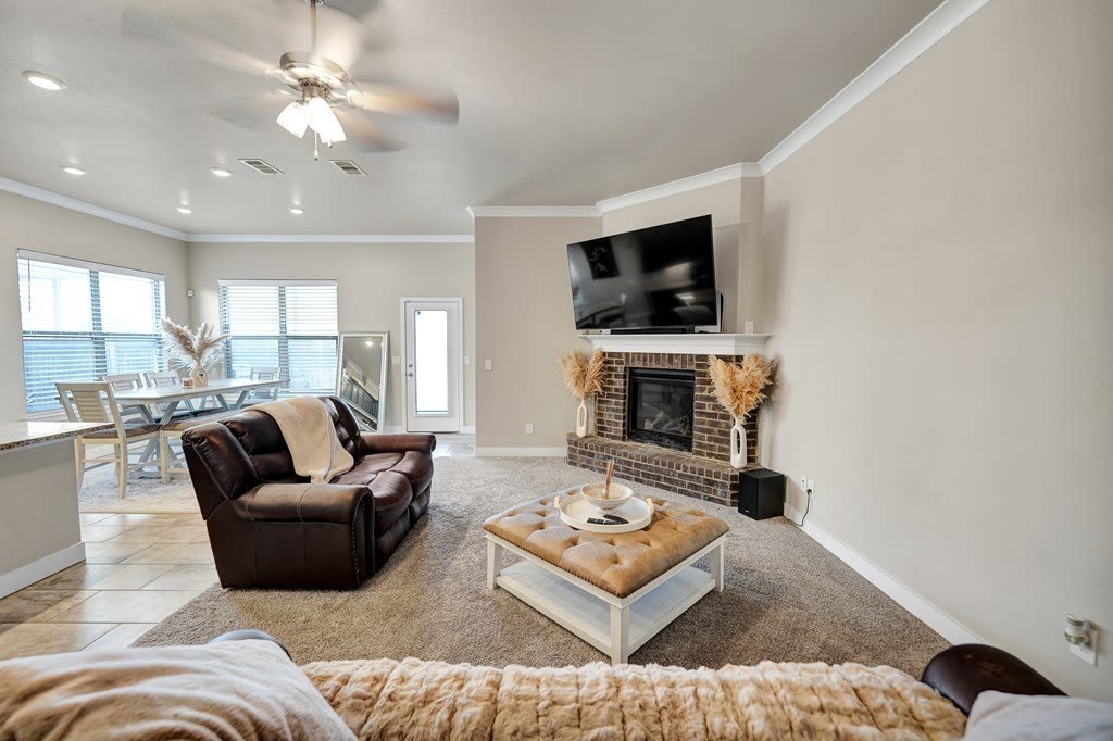 1103 Masquerade Blvd – photo 3