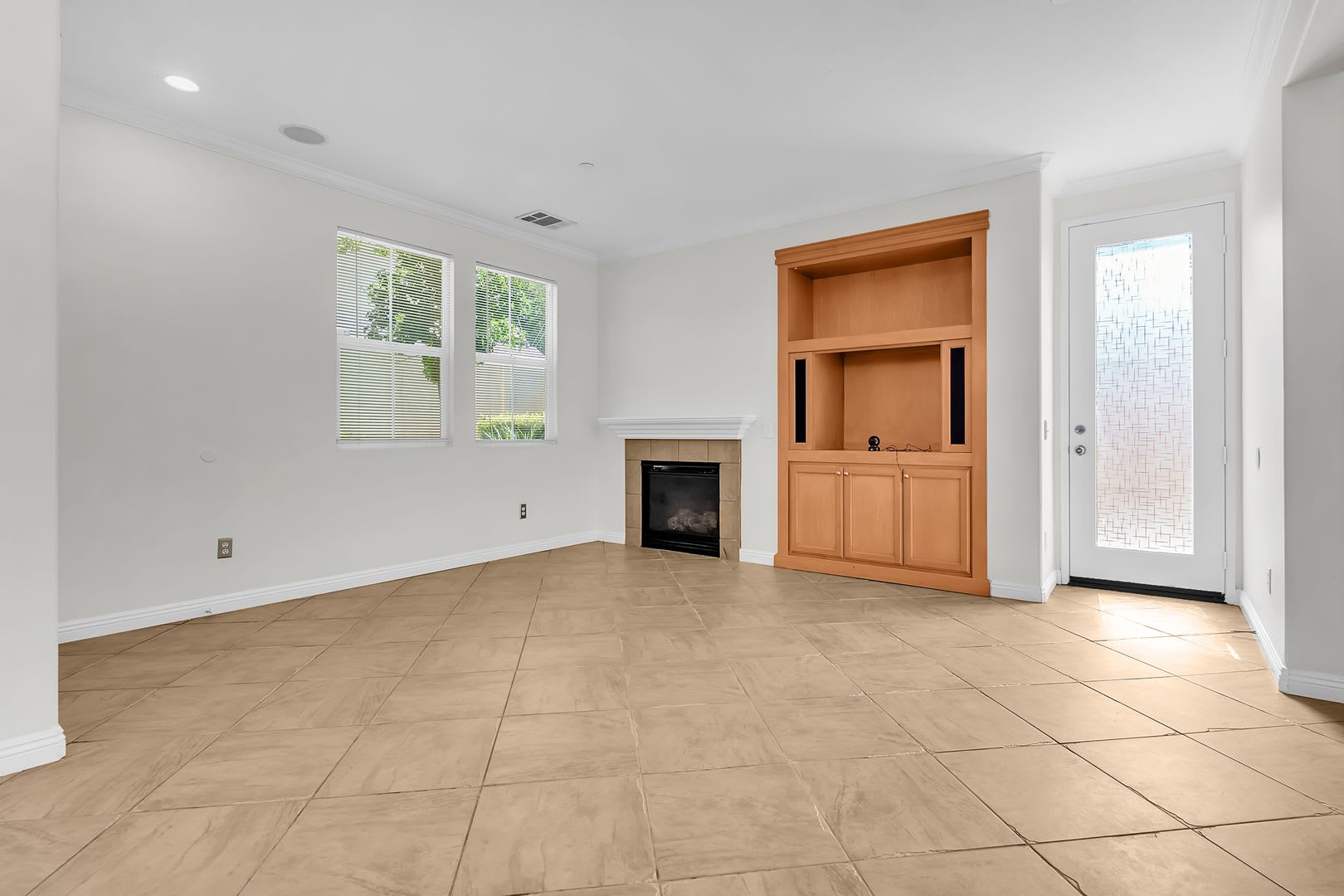 8798 Nozay Lane – photo 5