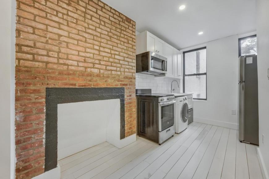 317 East 5th Street – photo 3