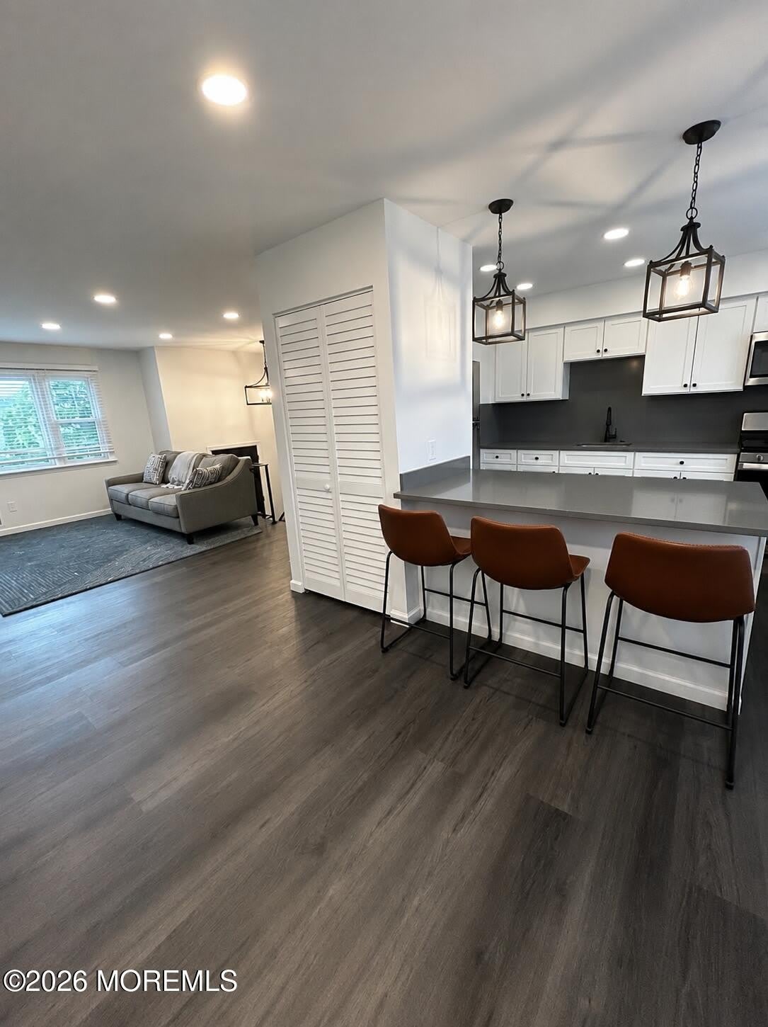 2133 Bridge Avenue – photo 4