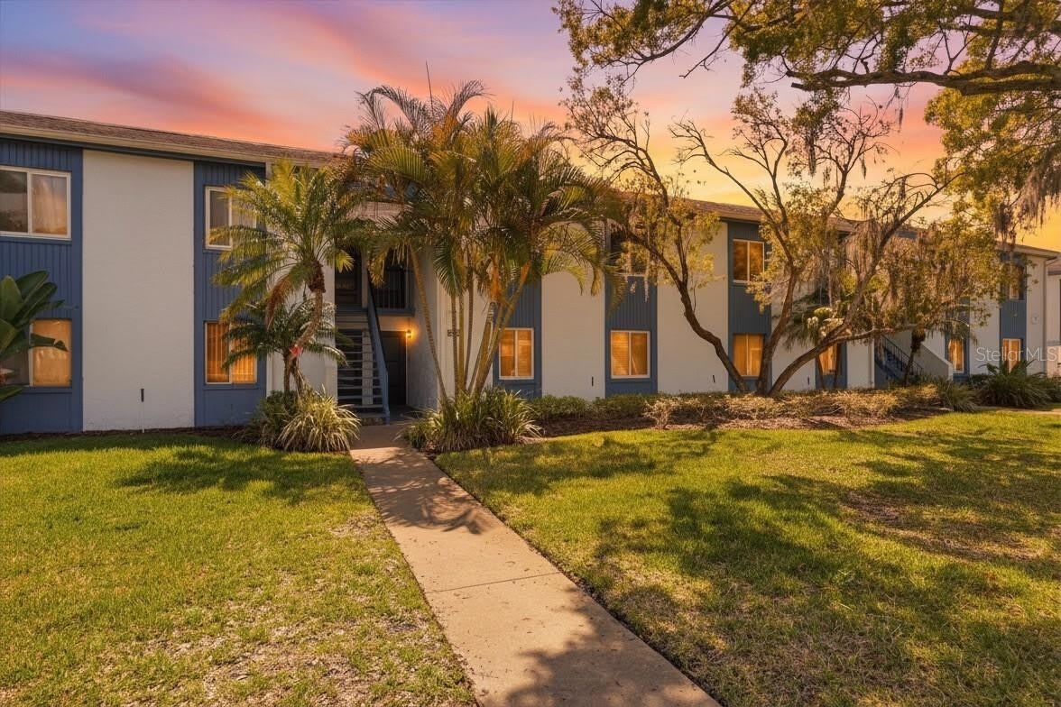 240 Cypress Lane – photo 1