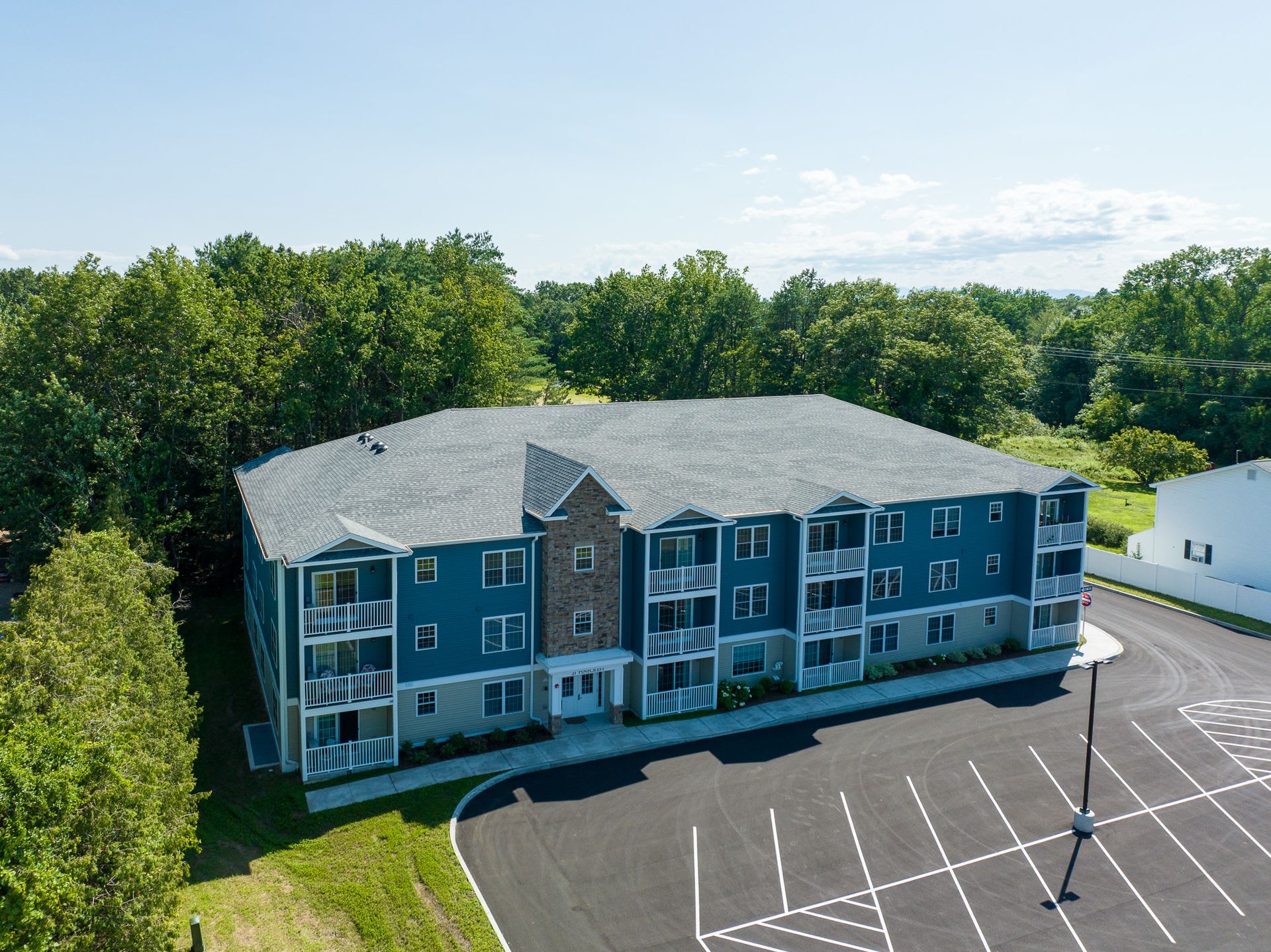 2 Bed 2 Bath Independent Senior Living 55 Years Of Age Heat Hot Water Electricity Included – photo 2