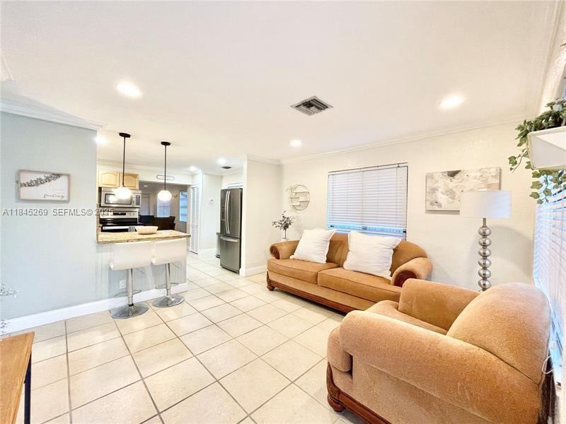 1010 North 31St Court – photo 2