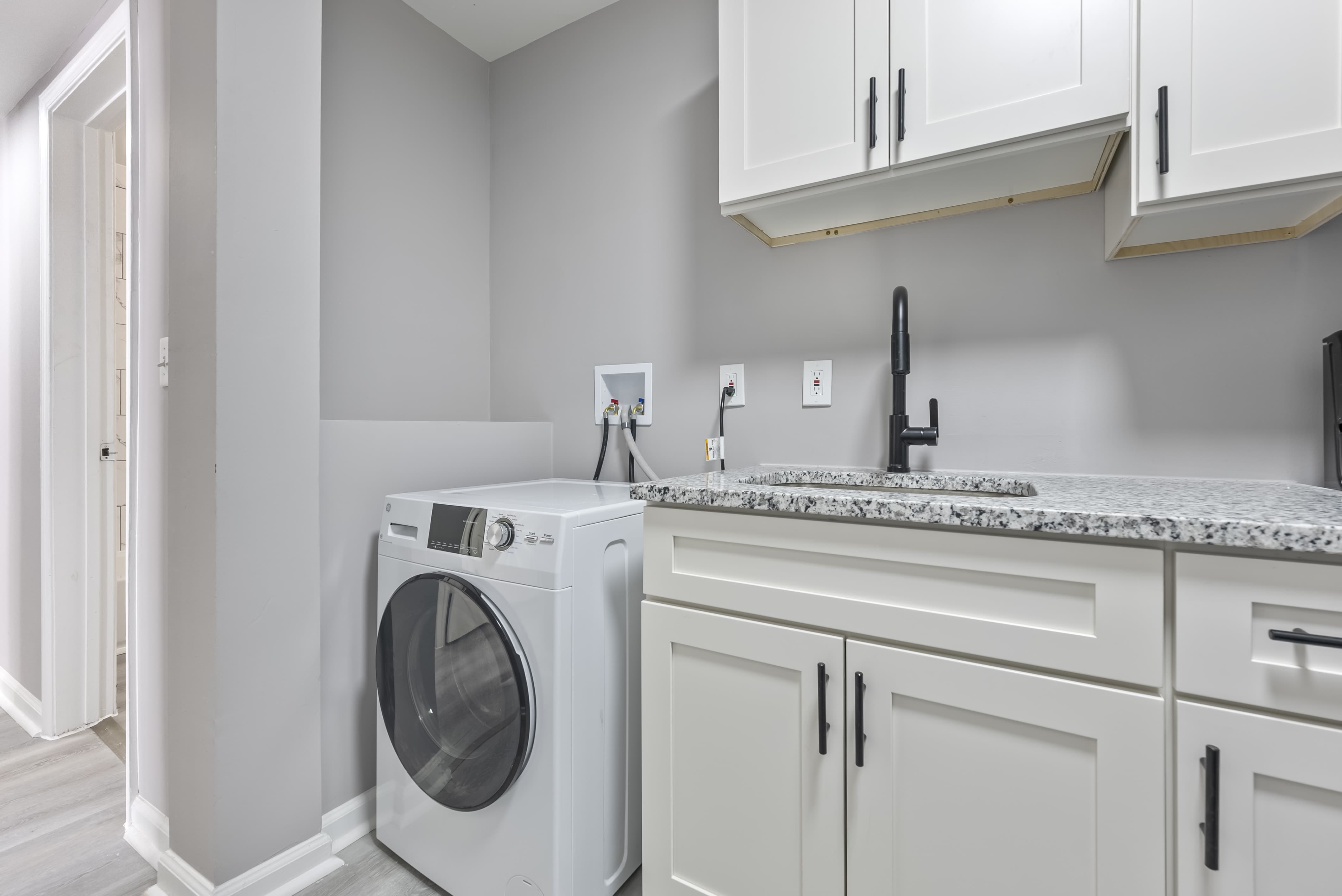 3514 Clifton Ave – photo 4