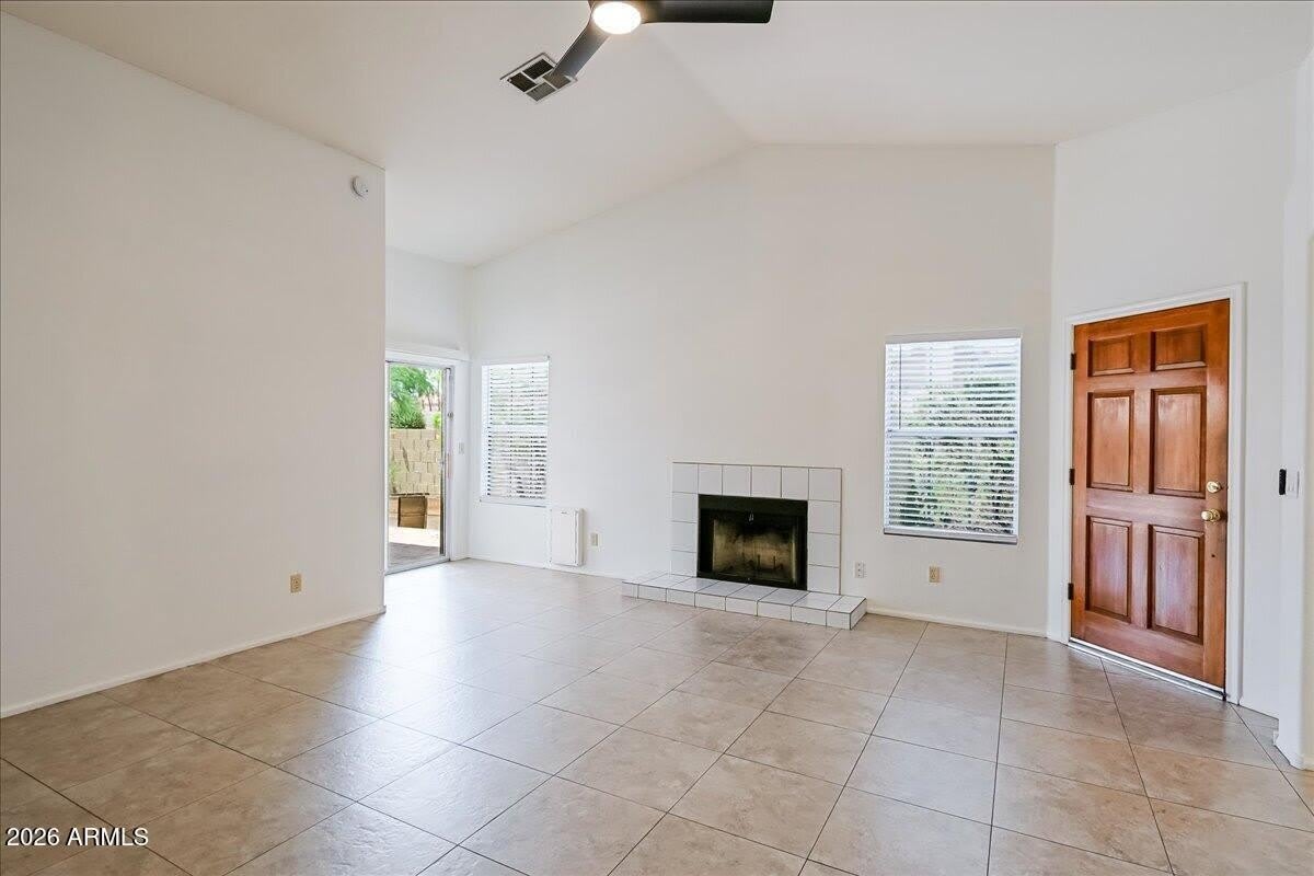 19324 N 75TH Drive – photo 4