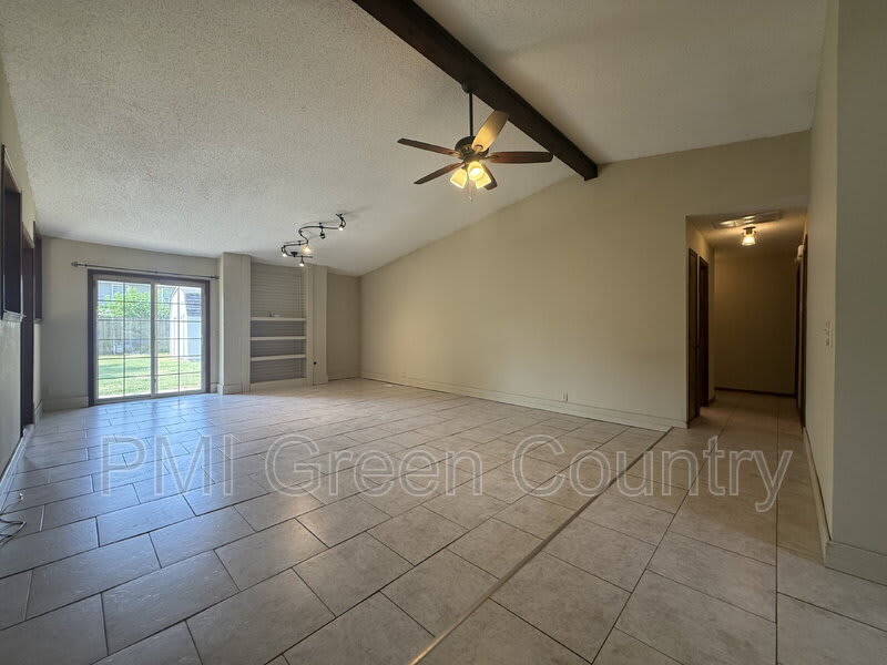 7530 East 78th Street – photo 4