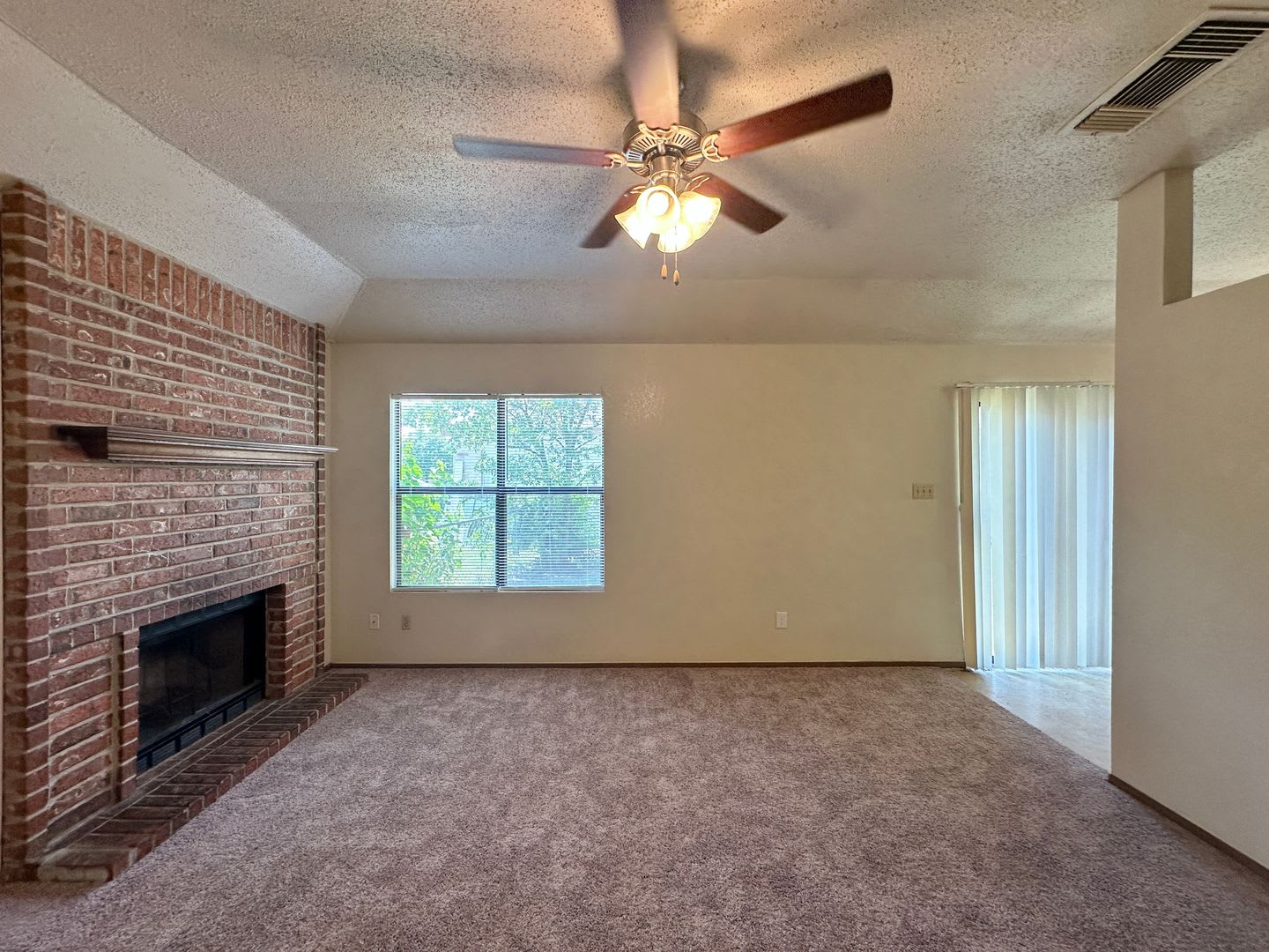 2707 Taft St – photo 3